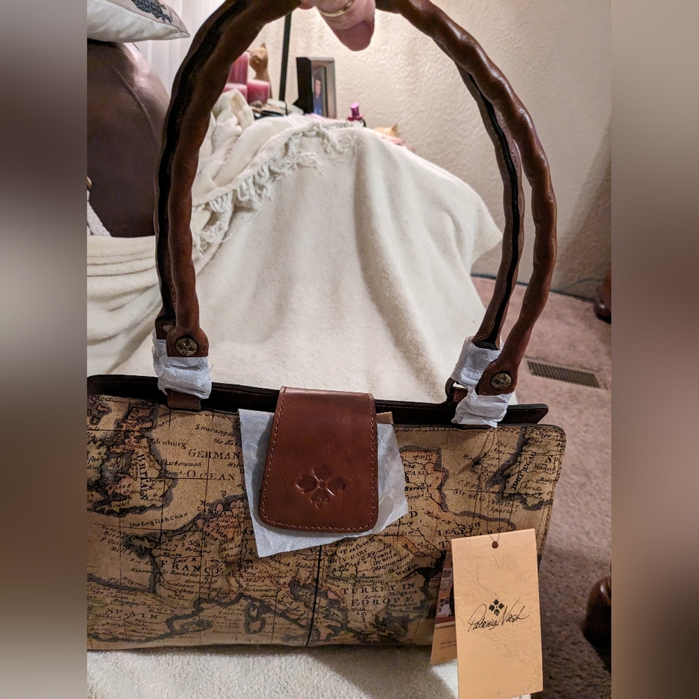 NWT Patricia Nash European Map Collection Purse